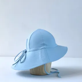 floppy hat | swim | calm