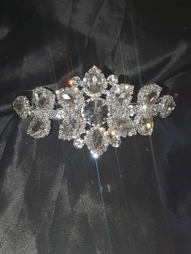 Flower crystal tiara. hair piece  wedding tiara hair band