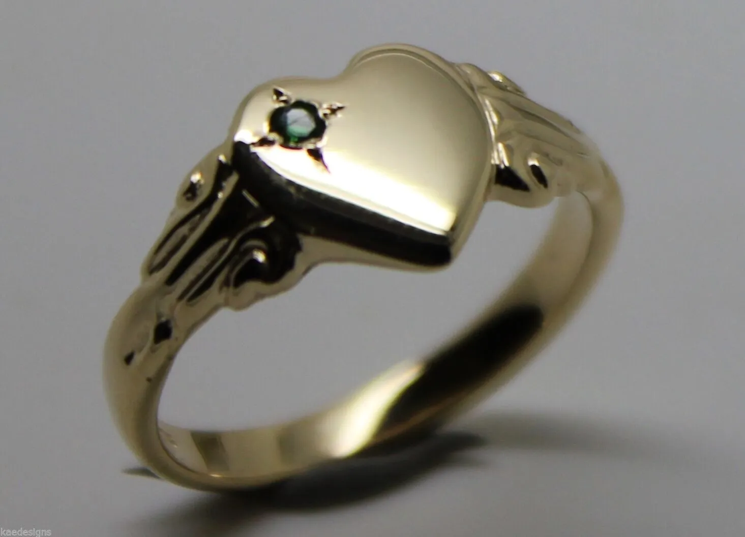 Kaedesigns New Genuine 9ct Yellow, Rose or White Gold Green Emerald Heart Signet Ring