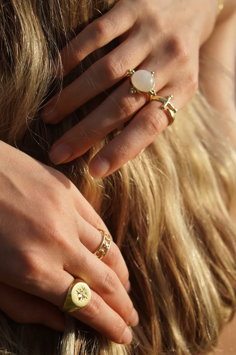 Little Star Signet Gold Rainbow Moonstone Ring