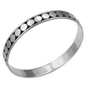 MM M5-196 FLAT OXIDIZED DOTTED BANGLE BRACELET