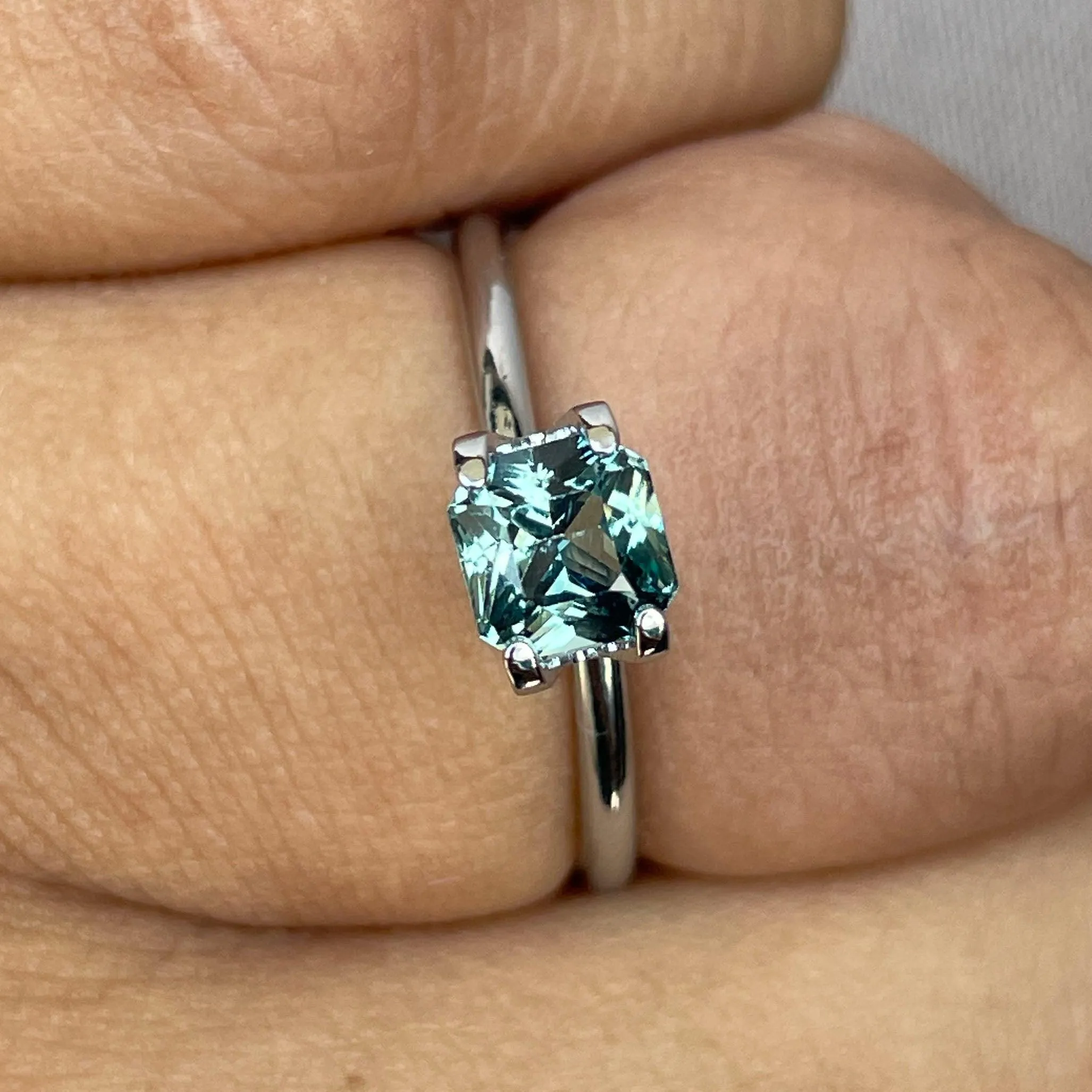 Natural Green Sapphire – 1.07 Cts - Radiant cut - Deep Natural Colour - Rare Colour - Loose Green Sapphire Stones for custom fine jewellery