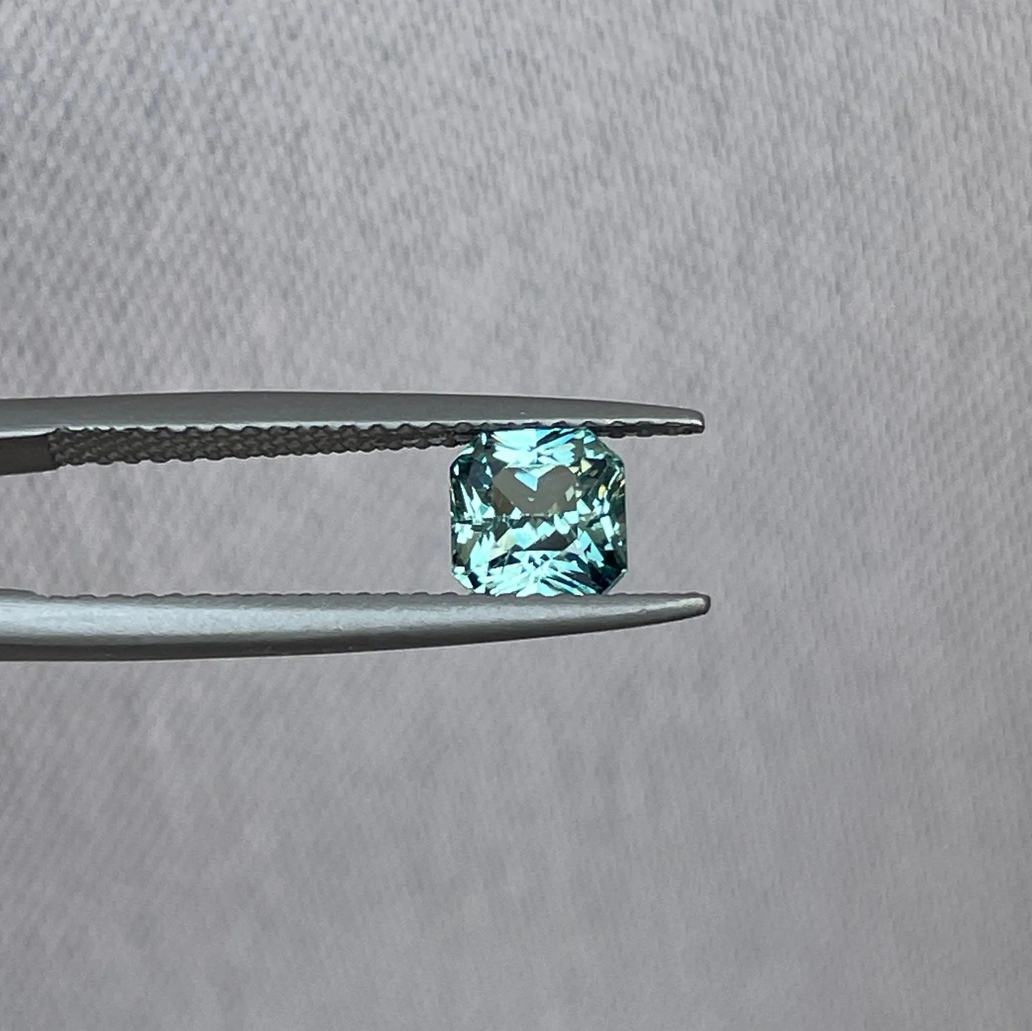 Natural Green Sapphire – 1.07 Cts - Radiant cut - Deep Natural Colour - Rare Colour - Loose Green Sapphire Stones for custom fine jewellery