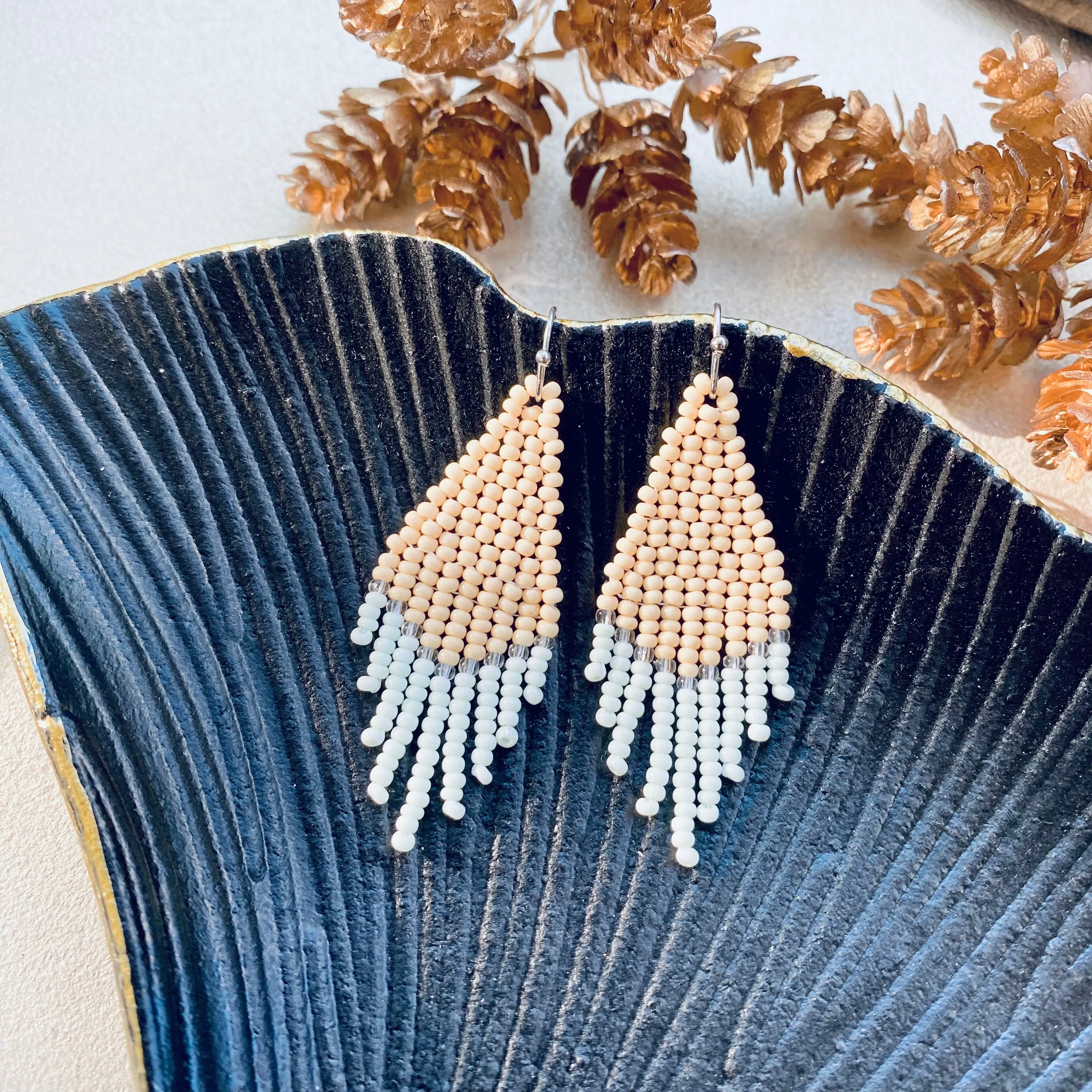 Pastel Seed Beaded Earrings. Cute Aesthetic earrings. Small Fringe earrings for Women. Chandelier earrings with short fringe.