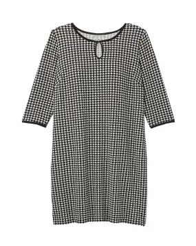 Seattle 3/4 Sleeve Shift Dress with Tipped Sleeve, Neckline, and Side Seamed Pockets | Black