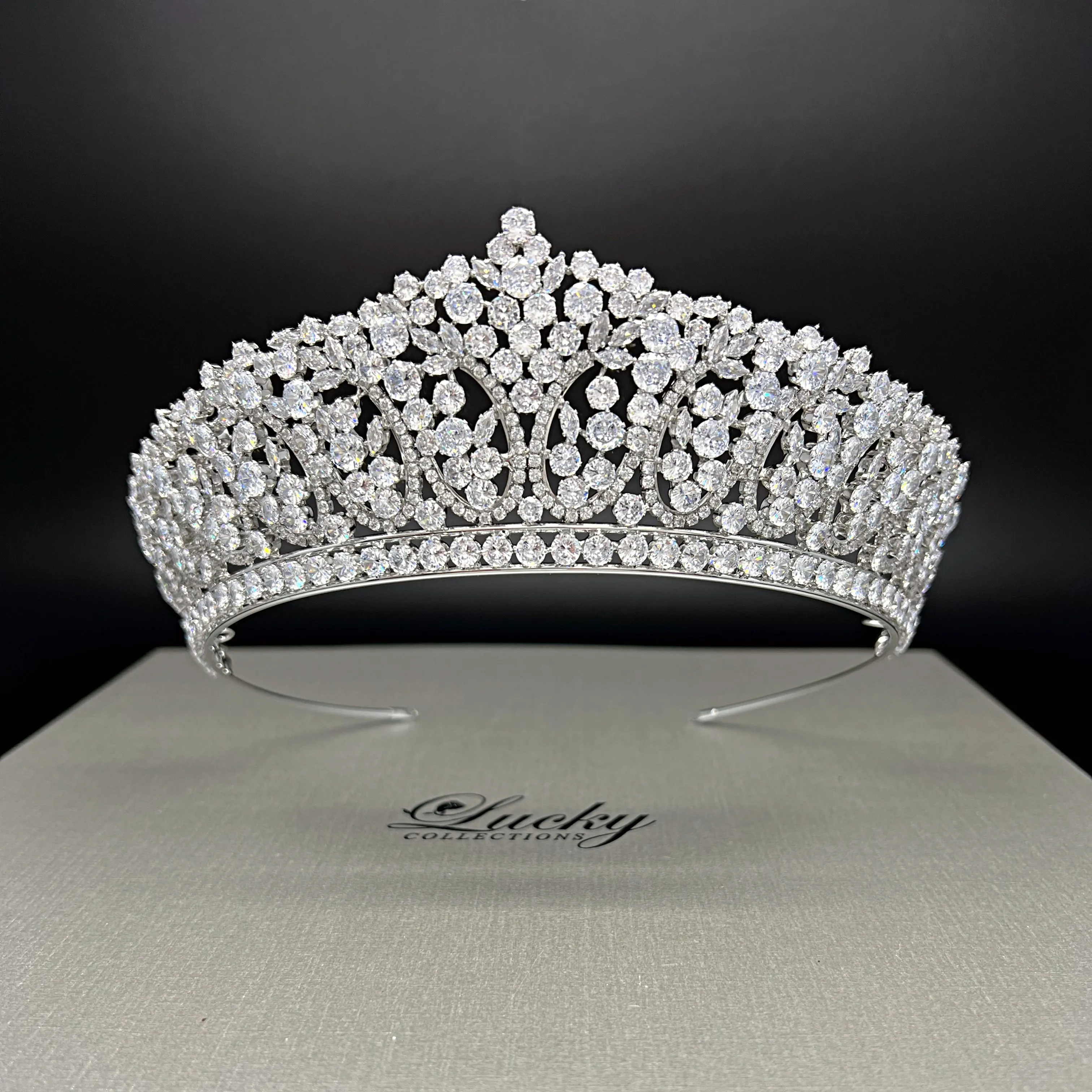 Tiara, Classic Cubic Zirconia Bridal and Quinceanera Corona