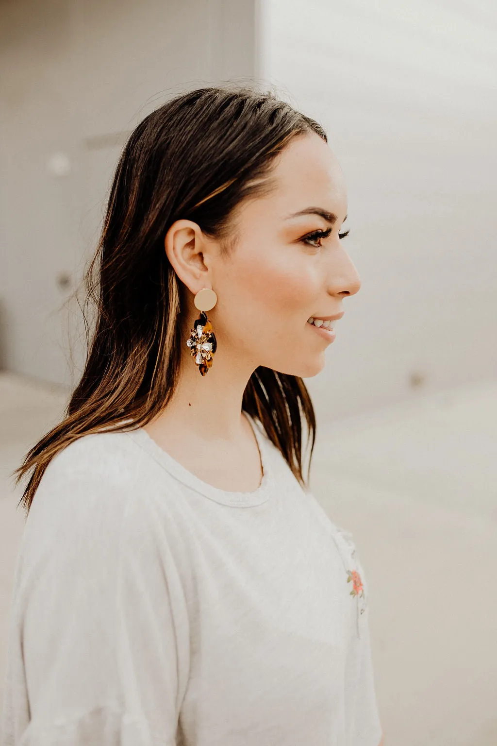 Tortoise Shell Gemstone Starburst Chandelier Post Earrings