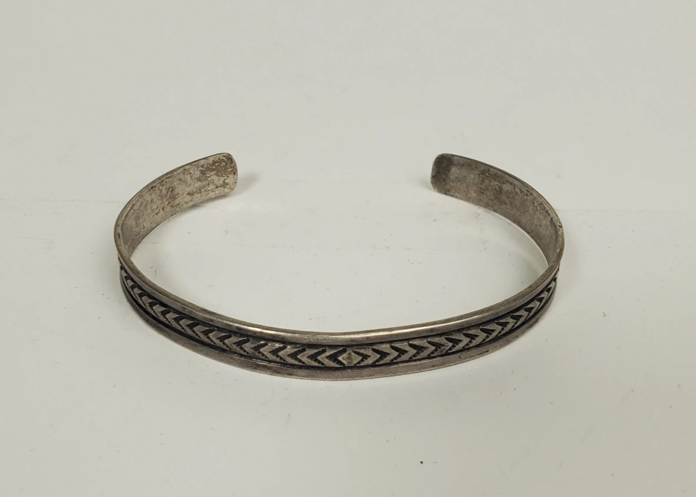 Vintage Engraved Design Silver Bangle Bracelet