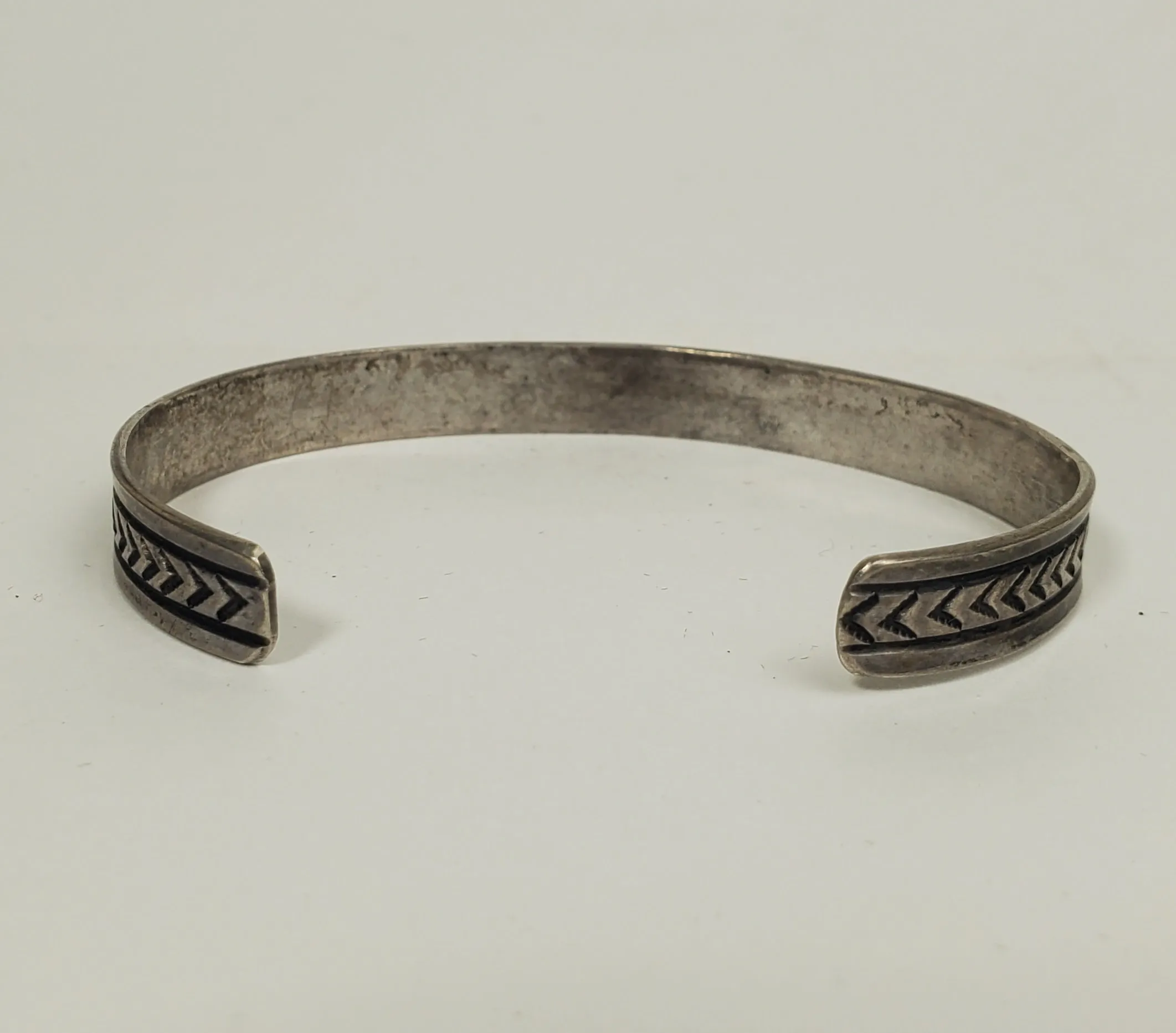 Vintage Engraved Design Silver Bangle Bracelet