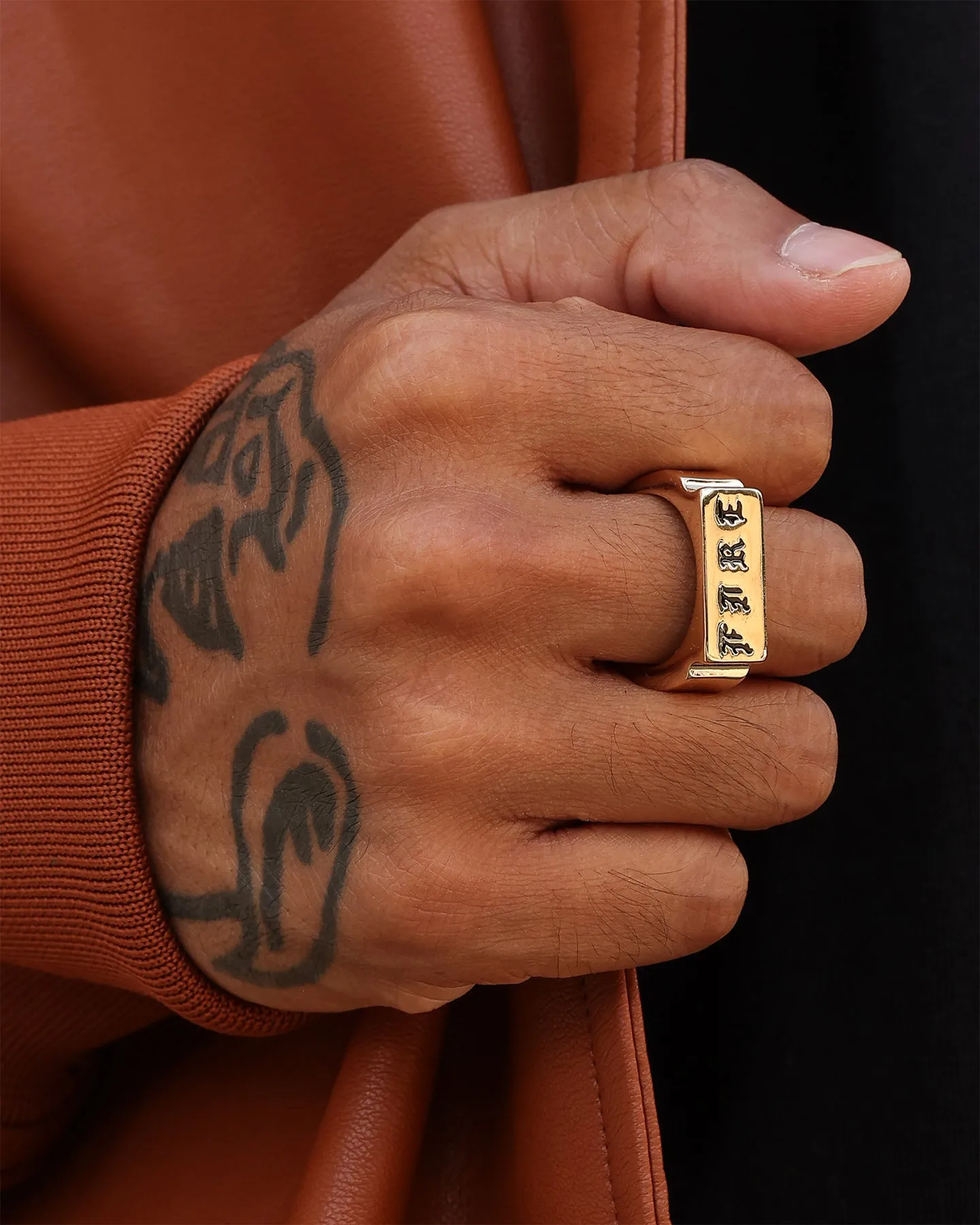 Wild for the Weekend Fired Signet Ring Gold