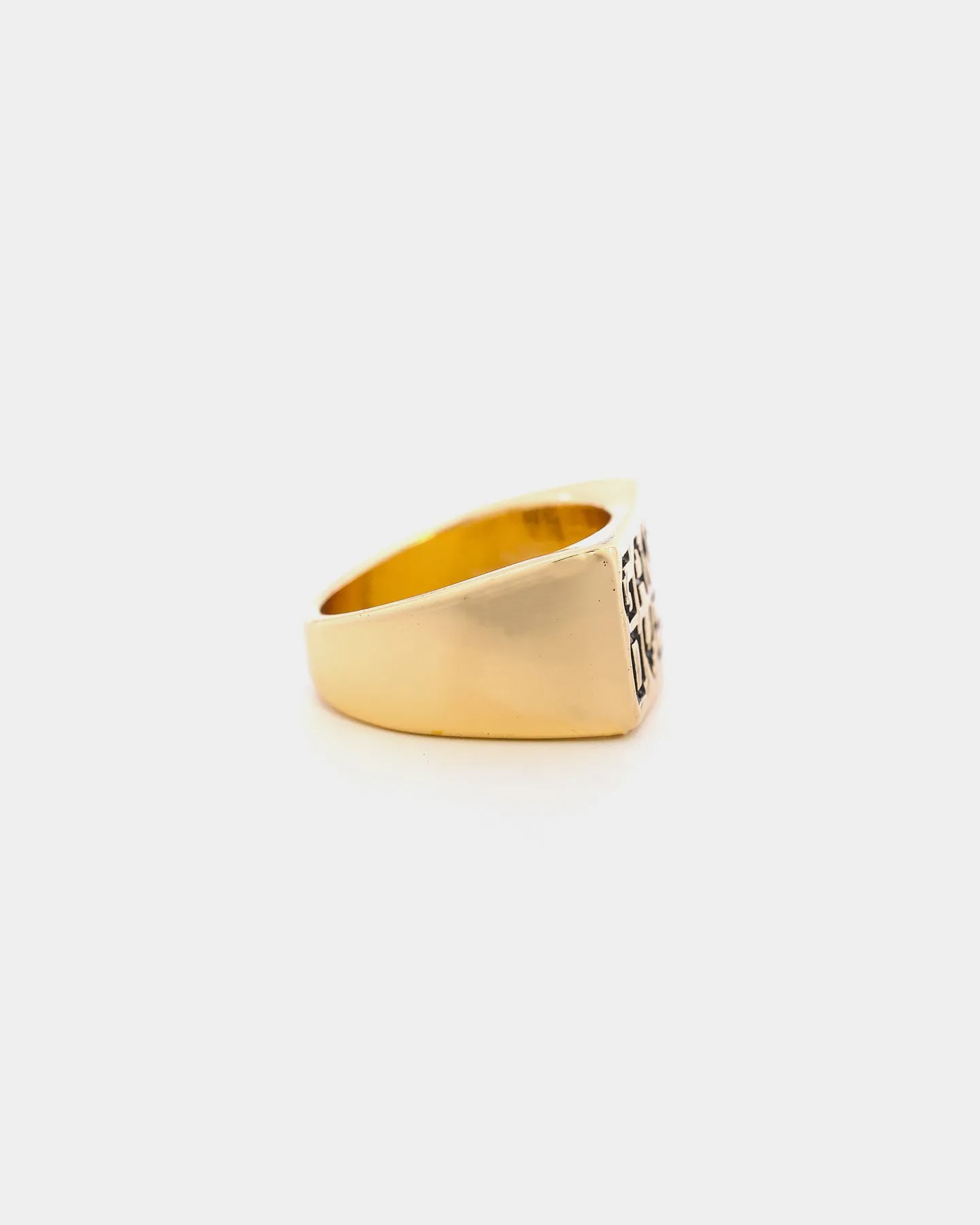 Wild For The Weekend Game Over Signet Ring (Medium) Gold